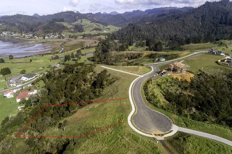 Photo of property in 10 Mason Rise, Tairua, 3508