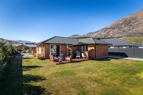 Photo of property in 10 Risinghurst Terrace, Lower Shotover, Queenstown, 9304