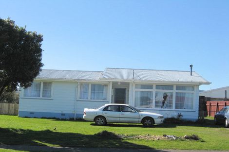 Photo of property in 61 Hinemoa Street, Levin, 5510