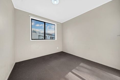 Photo of property in 25 Sharland Avenue, Manurewa, Auckland, 2102