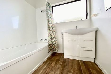 Photo of property in 21c Fort Richard Road, Otahuhu, Auckland, 1062