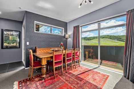 Photo of property in 11 Glentui Place, Waikawa, Picton, 7220