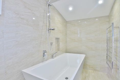 Photo of property in 10a Malvern Road, Morningside, Auckland, 1022