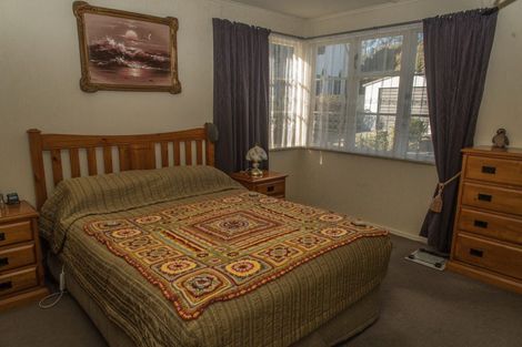 Photo of property in 65 Northumberland Street, Tapanui, 9522