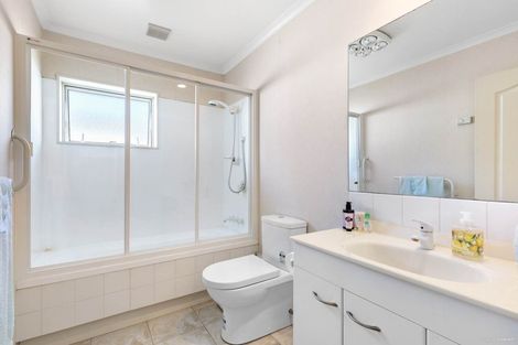 Photo of property in 67 Salamanca Road, Sunnynook, Auckland, 0620