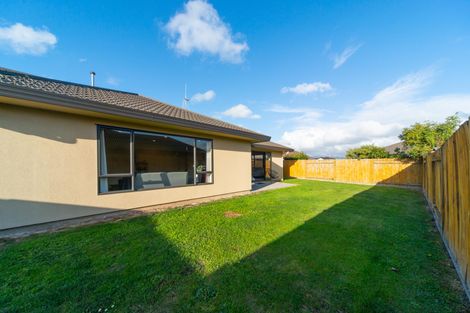 Photo of property in 49 Meridian Grove, Kelvin Grove, Palmerston North, 4414