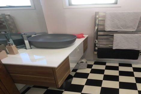 Photo of property in 1/12 Hewitts Road, Merivale, Christchurch, 8014