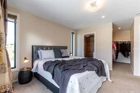 Photo of property in 2 Batsford Lane, Lower Shotover, Queenstown, 9371