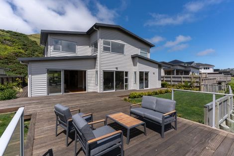 Photo of property in 22 Farnworth Terrace, Churton Park, Wellington, 6037