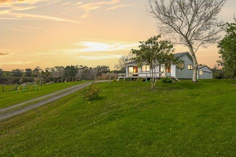 Photo of property in 56 Aubrey Road, Stillwater, Silverdale, 0993