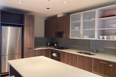 Photo of property in Patent 326 Apartments, 204s/326 Evans Bay Parade, Hataitai, Wellington, 6021