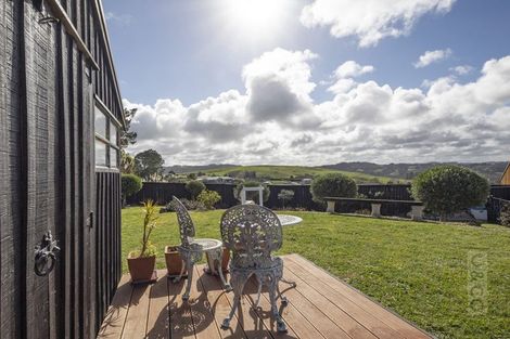 Photo of property in 6 Pheasant Lane, Waimauku, 0812