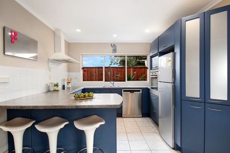 Photo of property in 11 Hinton Place, Pyes Pa, Tauranga, 3112