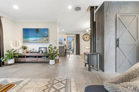 Photo of property in 159 Evans Road, Papamoa Beach, Papamoa, 3118