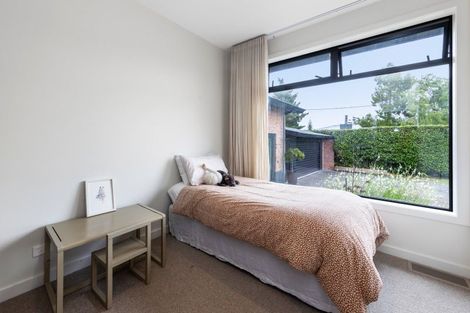 Photo of property in 56 Covil Avenue, Te Atatu South, Auckland, 0610