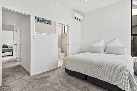 Photo of property in 33 Waka Moana Drive, Hobsonville, Auckland, 0616