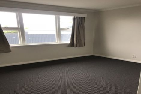 Photo of property in 2/51 Saint Johns Street, Woolston, Christchurch, 8062