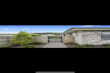 Photo of property in 25 Henrietta Maxwell Grove, Wainuiomata, Lower Hutt, 5014