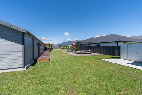 Photo of property in 14 Acheron Way, Te Anau, 9600