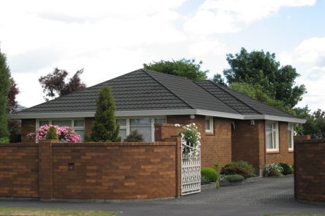 Photo of property in 16 Kendal Avenue, Burnside, Christchurch, 8053