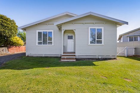 Photo of property in 15 High Street, Eltham, 4322