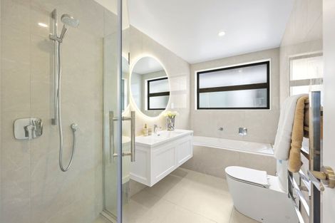 Photo of property in 19b Ervine Place, Bucklands Beach, Auckland, 2014