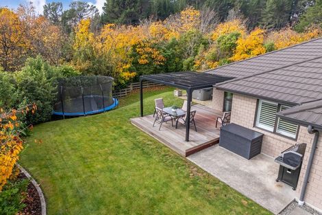 Photo of property in 17 Opal Avenue, Timberlea, Upper Hutt, 5018