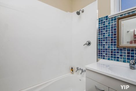 Photo of property in 23 Makara Road, Karori, Wellington, 6012