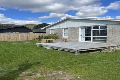 Photo of property in 3/17 Porutu Street, Fairfield, Lower Hutt, 5011