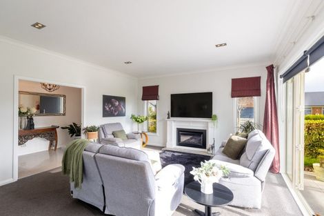 Photo of property in 17 Timberlands Terrace, Parklands, Christchurch, 8083