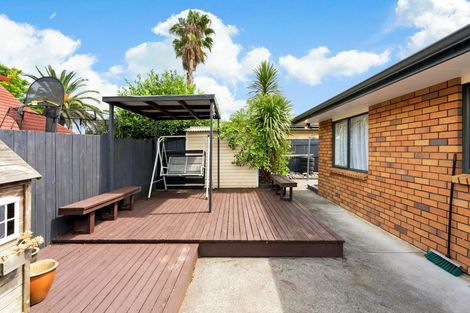 Photo of property in 52 Wattle Farm Road, Wattle Downs, Auckland, 2103