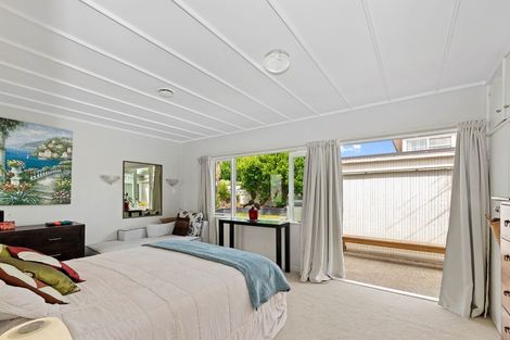 Photo of property in 97 Tiroroa Avenue, Te Atatu South, Auckland, 0610