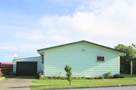 Photo of property in 13 Kaitangata Crescent, Kelson, Lower Hutt, 5010