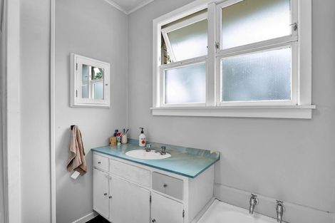 Photo of property in 14a Carthew Street, Okato, 4335