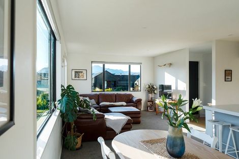 Photo of property in 39 Obelisk Street, Wanaka, 9305
