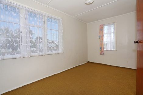 Photo of property in 15/17 Lyon Street, Marton, 4710