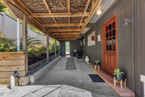 Photo of property in 61 Hillcrest Road, Hatfields Beach, Orewa, 0931