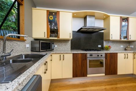 Photo of property in 64 Kate Sheppard Avenue, Torbay, Auckland, 0630