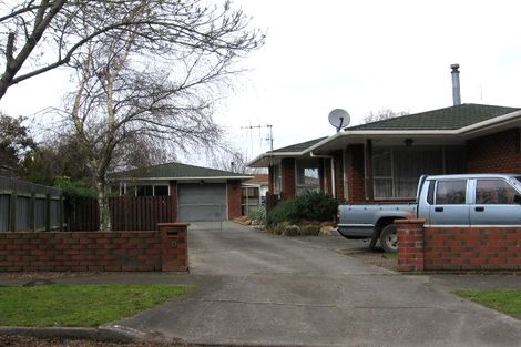 Photo of property in 10 Adams Place, Kelvin Grove, Palmerston North, 4414