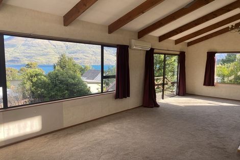 Photo of property in 16a Arawata Terrace, Fernhill, Queenstown, 9300