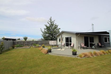 Photo of property in 14 Rhoboro Road, Twizel, 7901