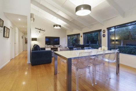 Photo of property in 3a Brookfield Road, Te Atatu Peninsula, Auckland, 0610