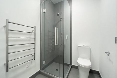 Photo of property in 22/82 East Coast Road, Milford, Auckland, 0620