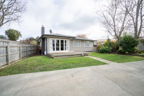 Photo of property in 139 Ruamahanga Crescent, Terrace End, Palmerston North, 4410