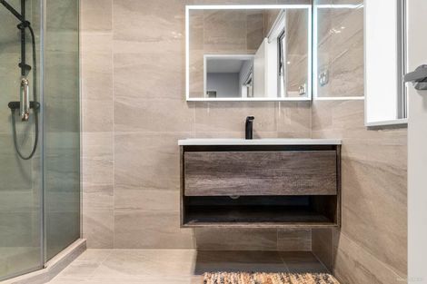 Photo of property in 7 Sai Ridge Close, Pukekohe, 2120