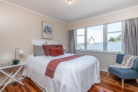 Photo of property in 26 Arapiko Street, Johnsonville, Wellington, 6037