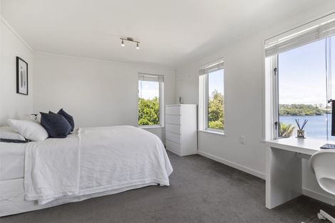 Photo of property in 1/38 Kitchener Road, Milford, Auckland, 0620