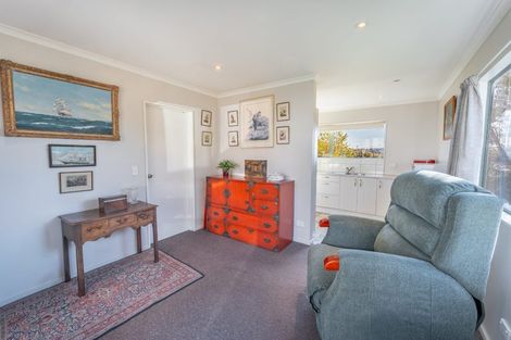 Photo of property in 39 Saint George Street, Watlington, Timaru, 7910
