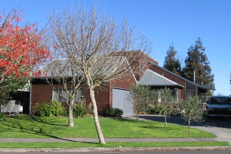 Photo of property in 11 Azimuth Place, Flagstaff, Hamilton, 3210