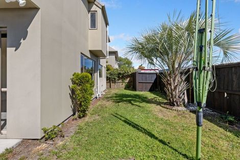 Photo of property in 4/17 Longley Place, Addington, Christchurch, 8024